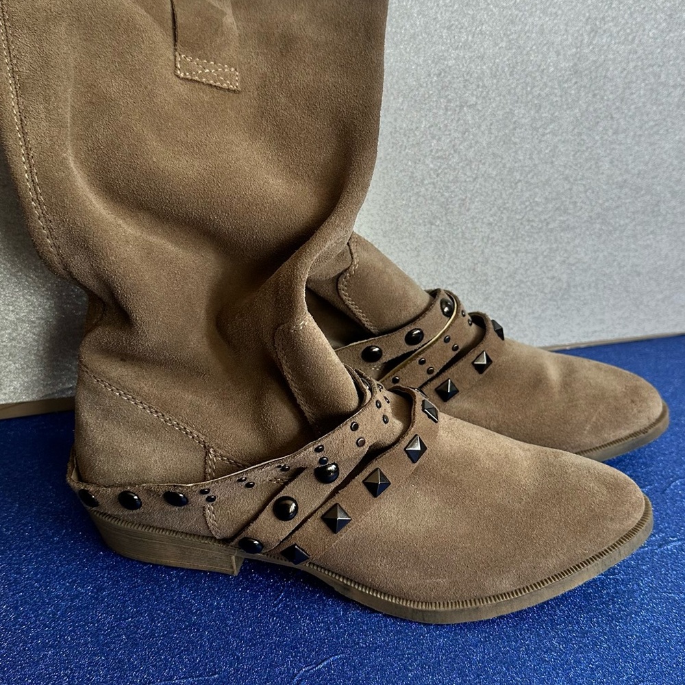 Steve Madden Brown Boot with Straps